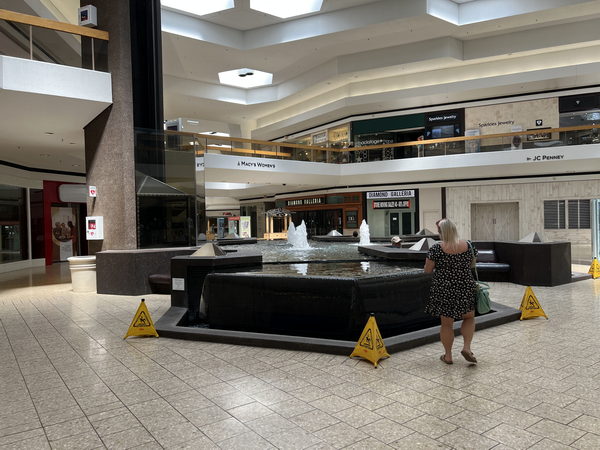 Lakeside Mall - July 22 2022
